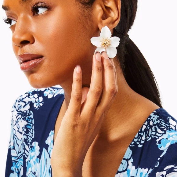 Lilly Pulitzer White and‎ Gold Orchid Earrings NWT - Picture 5 of 8
